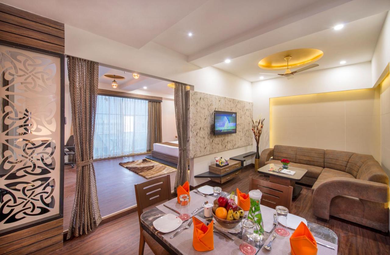 Lords Eco Inn Morbi Екстериор снимка